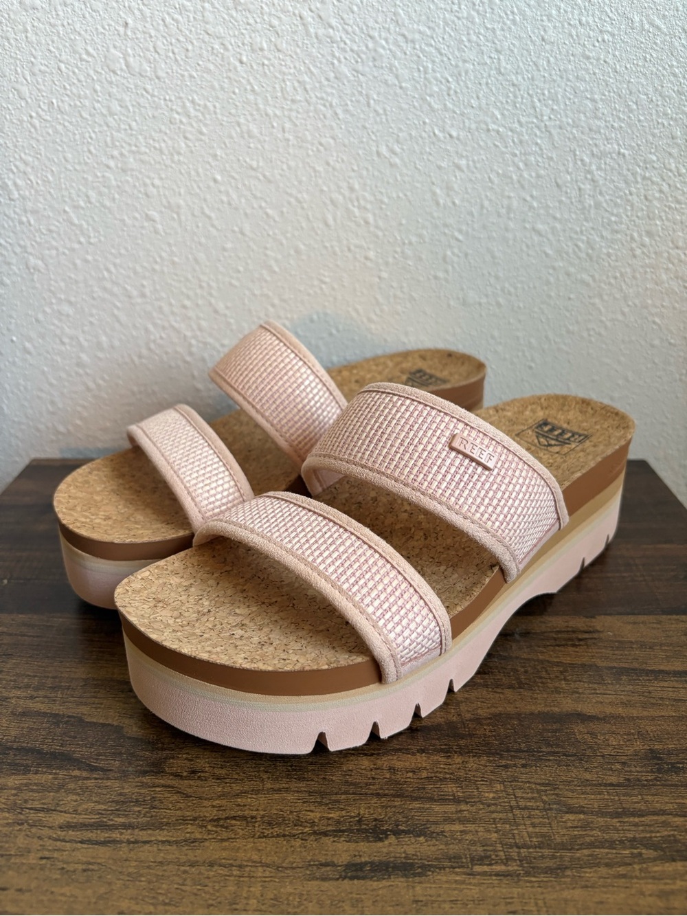 Reef Women’s Cushion Vista Higher Platform Sandal